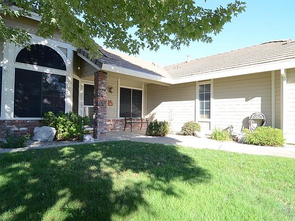 4th image of 1573 Steinbeck Dr