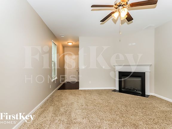 3rd image of 284 Lossie Ln