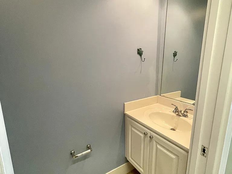 1649 Napoli Dr W #1649 — Photo 9
