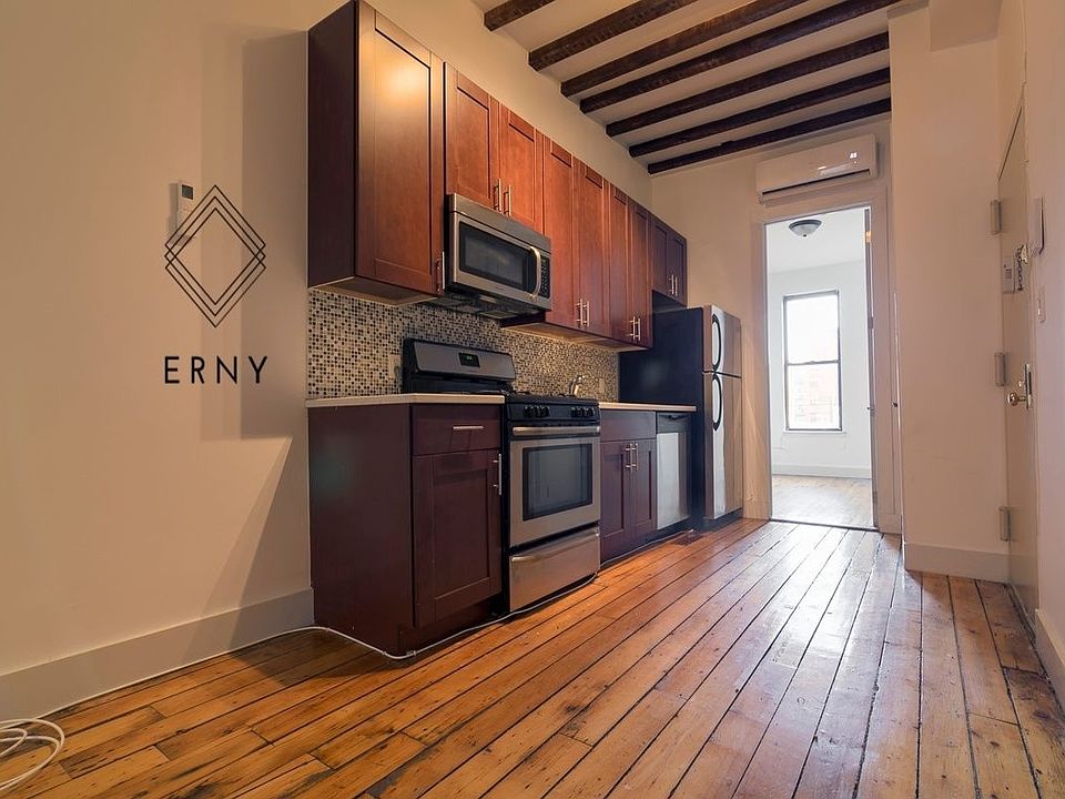 1st image of 130 Boerum St #1B