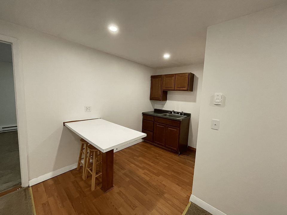 97 Arlington Ave Warren RI Zillow