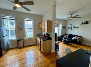 3417 N Janssen Ave #1R, Chicago, IL 60657