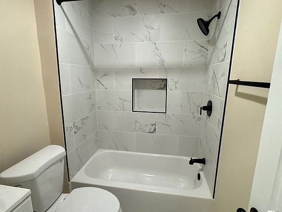 3rd image of 1611 Gwynns Falls Pkwy APT 3E