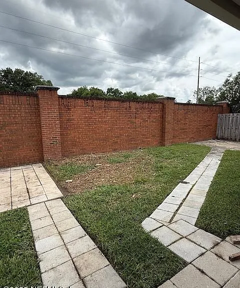 1687 Rustling Dr — Photo 26