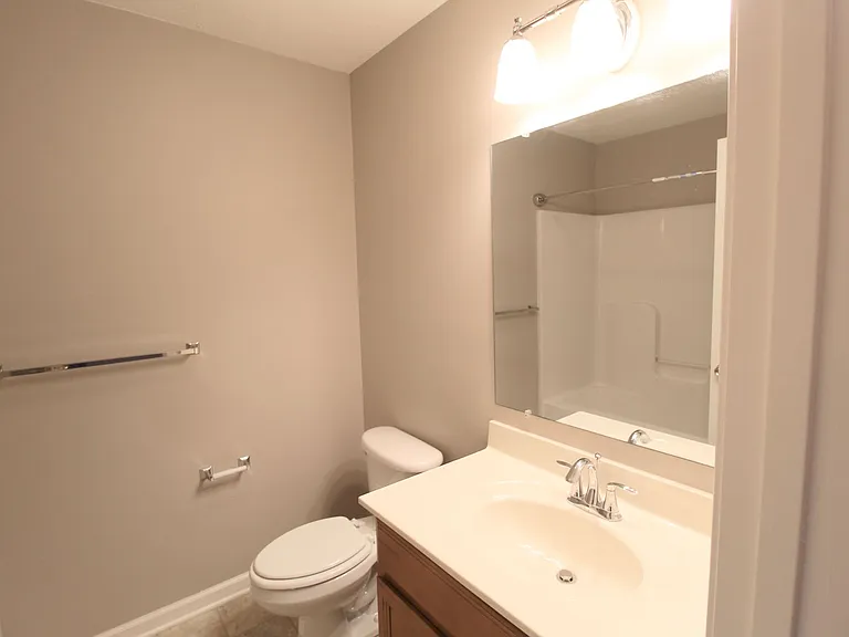2189 Deyerle Ave — Photo 17
