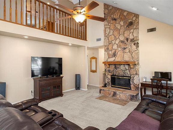 5th image of 11901 Dacca Ct