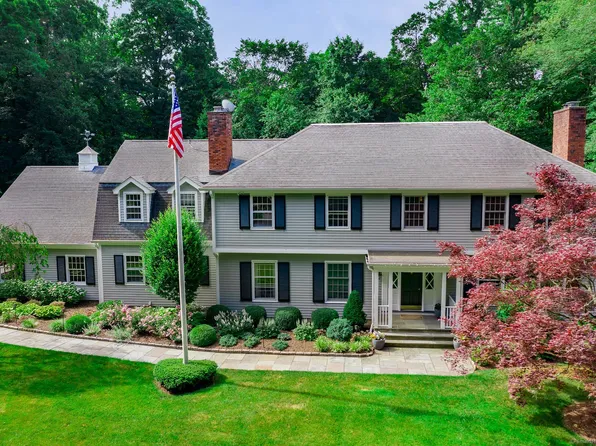 8 Stephanie Lane, Darien, CT 06820