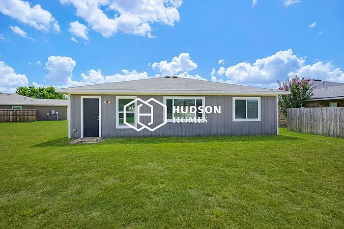 908 Liberty Bell Ct — Photo 12