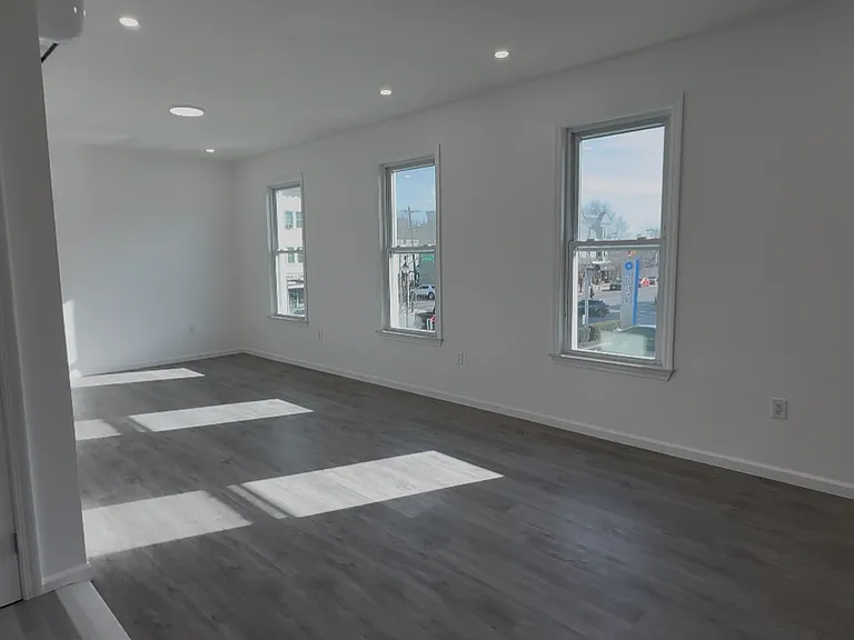 17 Kearny Ave #2 — Photo 12