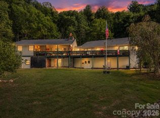 48 Roberts Cove Rd, Weaverville, NC 28787