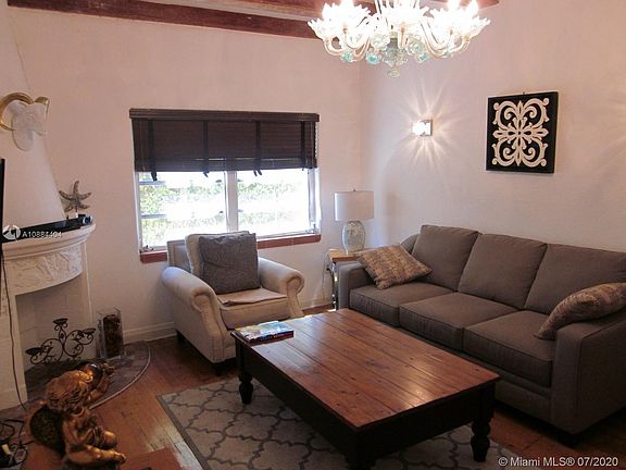 4th image of 1605 Euclid Ave APT D-1