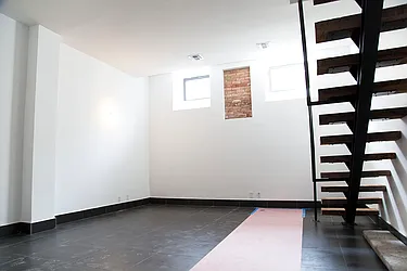 Rented by Loom Group