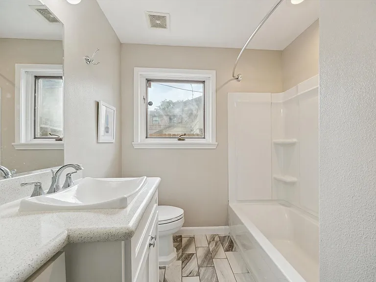 5118 Indigo St — Photo 14
