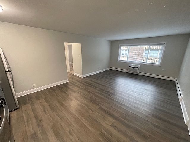 2nd image of 5 N Dryden Pl #3B