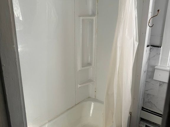 5th image of 808 E Dewart St