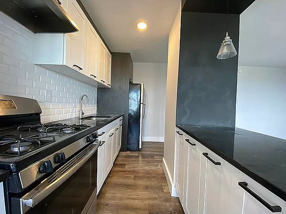 3rd image of 1365 Saint Nicholas Ave APT 3M