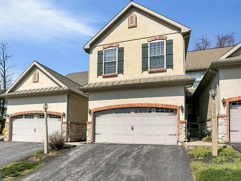 5590 Twilight Dr — Photo 1
