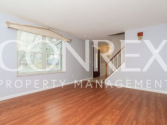 4th image of 4228 Hanover Dr
