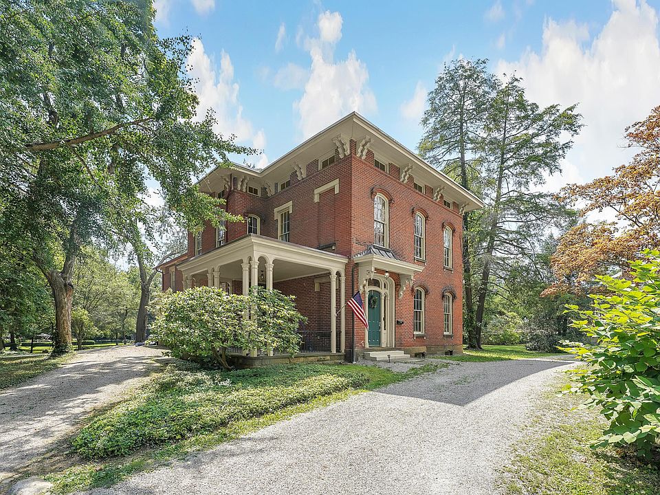 1st image of 311 Granville St