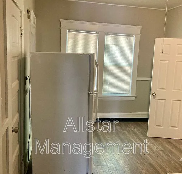 2785 E 117th St #DOWN — Photo 5