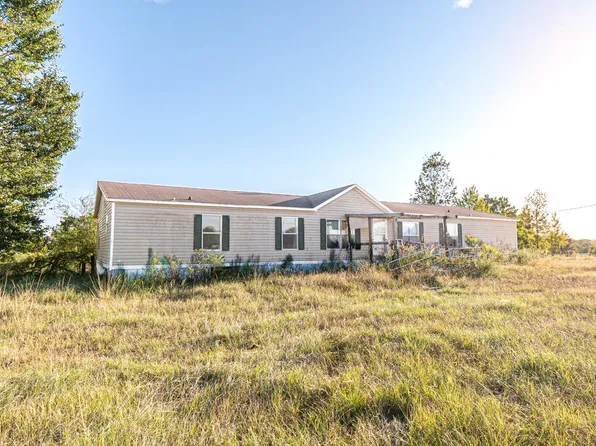 200 Laura Ln, Newton, AL 36352
