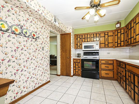 4th image of 11312 Moraine Dr APT F