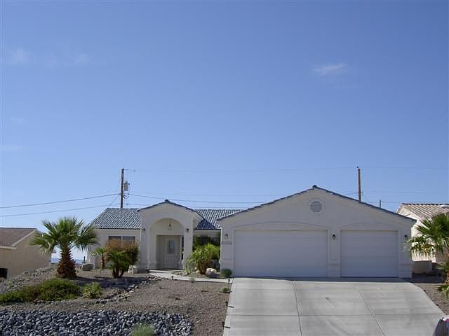 1st image of 3325 Palm Grove Dr