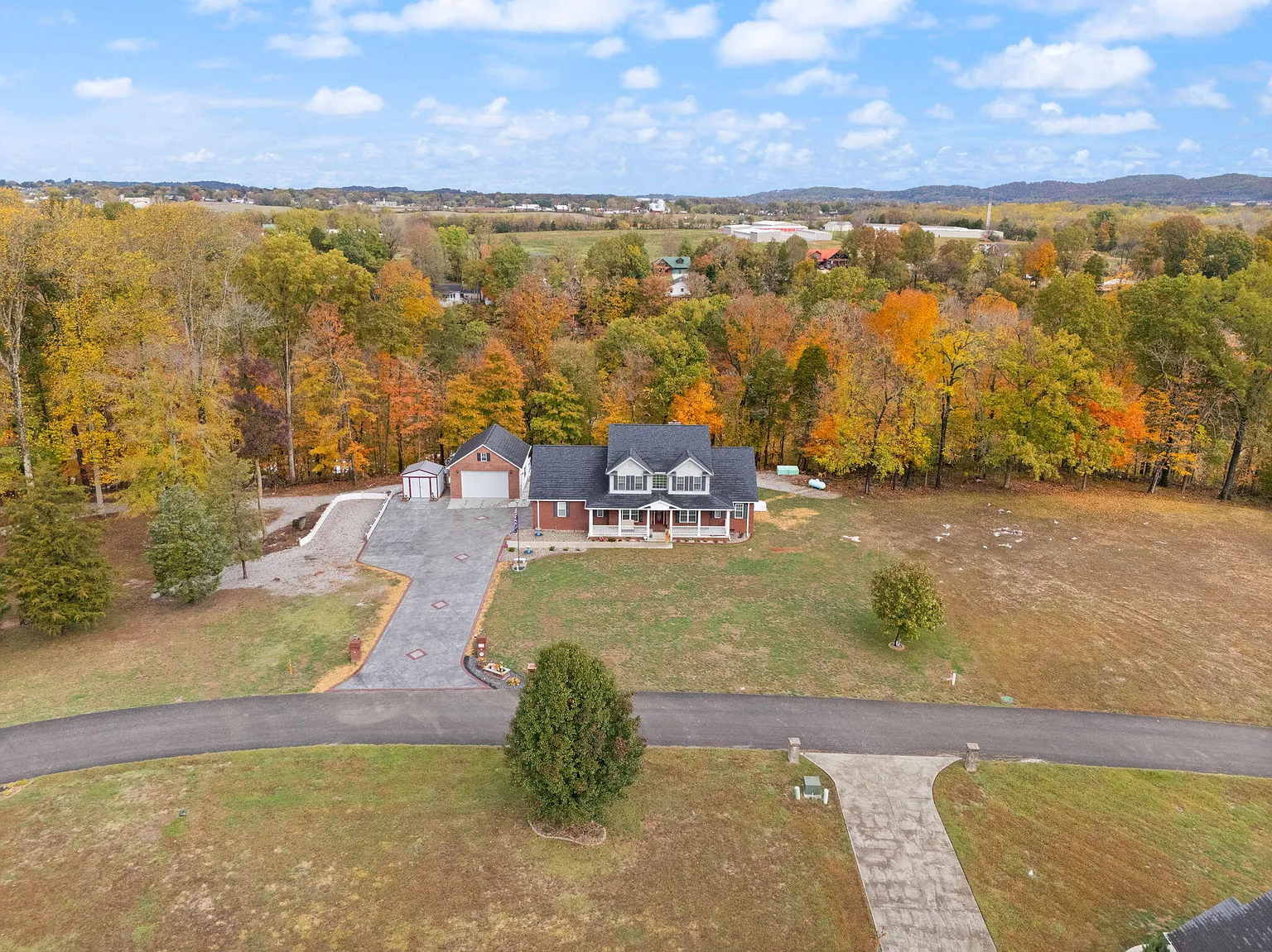 775 Cedar Pointe Dr photo 1