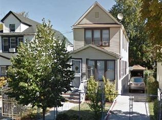 8937 214th St, Queens Village, NY 11427