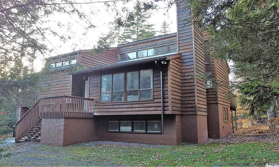 1st image of 47 June Lodge Dr