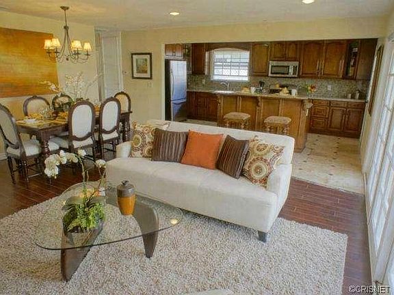 5th image of 8124 McLaren Ave