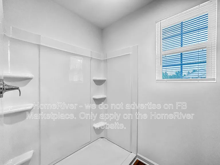 119 Pine Needle Dr — Photo 11