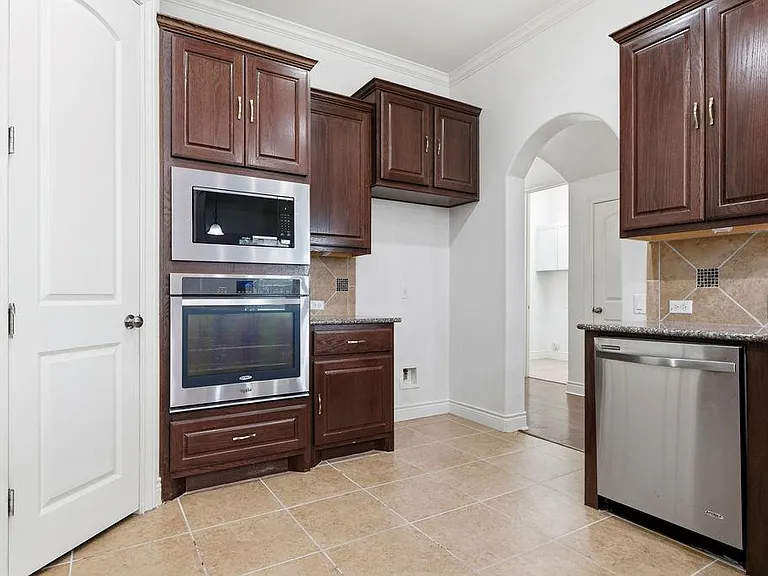 15004 Iveans Way — Photo 17