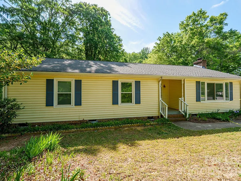 21014 Pine Ridge Dr — Photo 30
