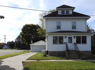 505 W 2nd St, Sumner, IA 50674