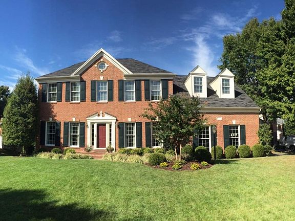 3rd image of 12901 Locksley Ct