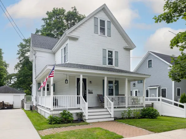 72 Lincoln Avenue, Portsmouth, NH 03801