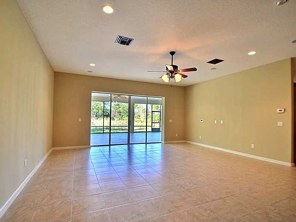 4th image of 13890 85th St