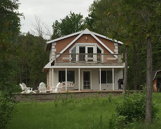 3rd image of 7753 Cottage Dr