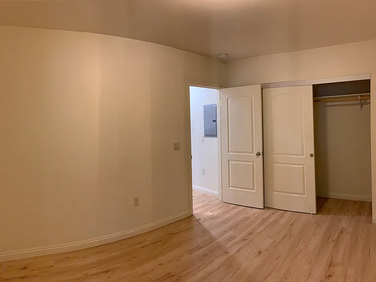 832 Fairview Ave #N — Photo 8
