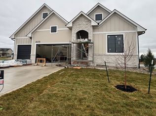 4635 178th St, Urbandale, IA 50323