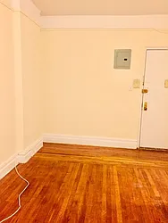 Rented by Roberto Guilbet, LREB