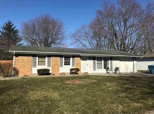 936 Cottonwood Dr, New Haven, IN 46774