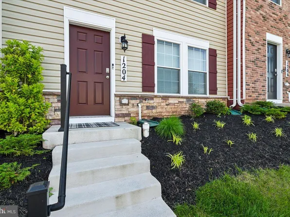 1204 Daphne Way, Frederick, MD 21702