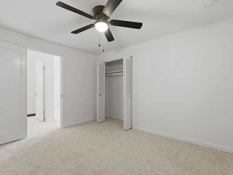 The Highland Arms Apartments — Photo 12