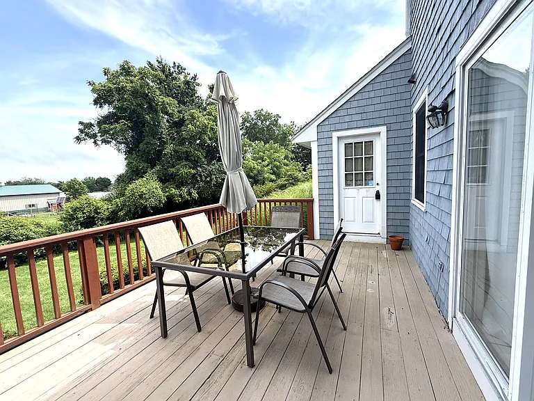 20 Morrison Ave — Photo 8