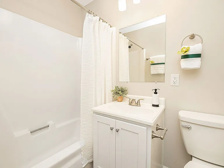 1850 Lowell Bethesda Rd #11 — Photo 23
