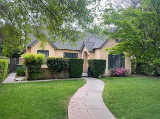 805 W Noble Ave, Visalia, CA 93277