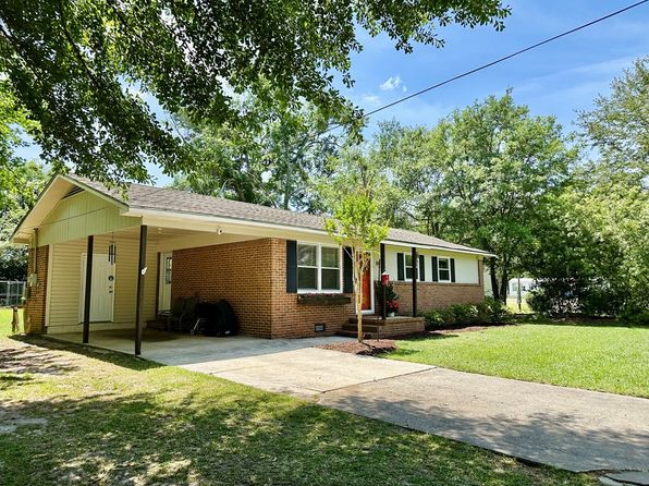 88 Harrell Ave, Lenox, GA 31637