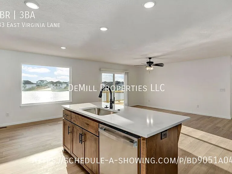883 E Virginia Ln — Photo 7